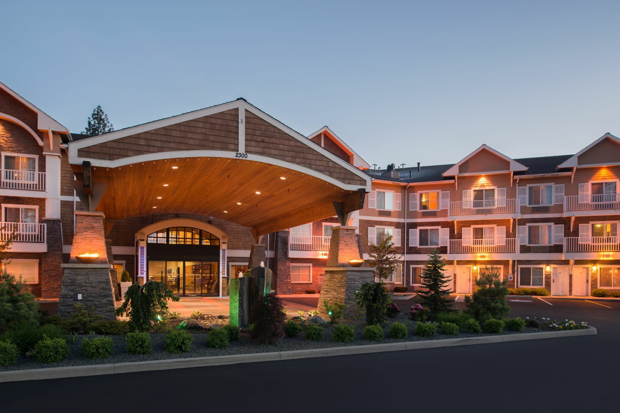 Express & I-90 Exit 11 By Ihg Hotel 2*