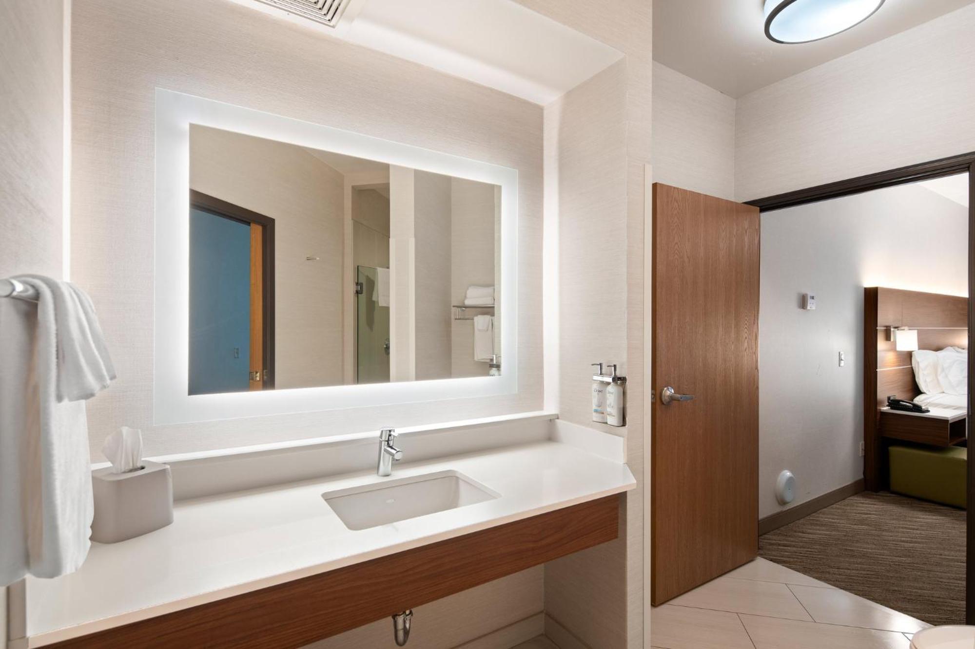 Express & I-90 Exit 11 By Ihg Coeur d'Alene